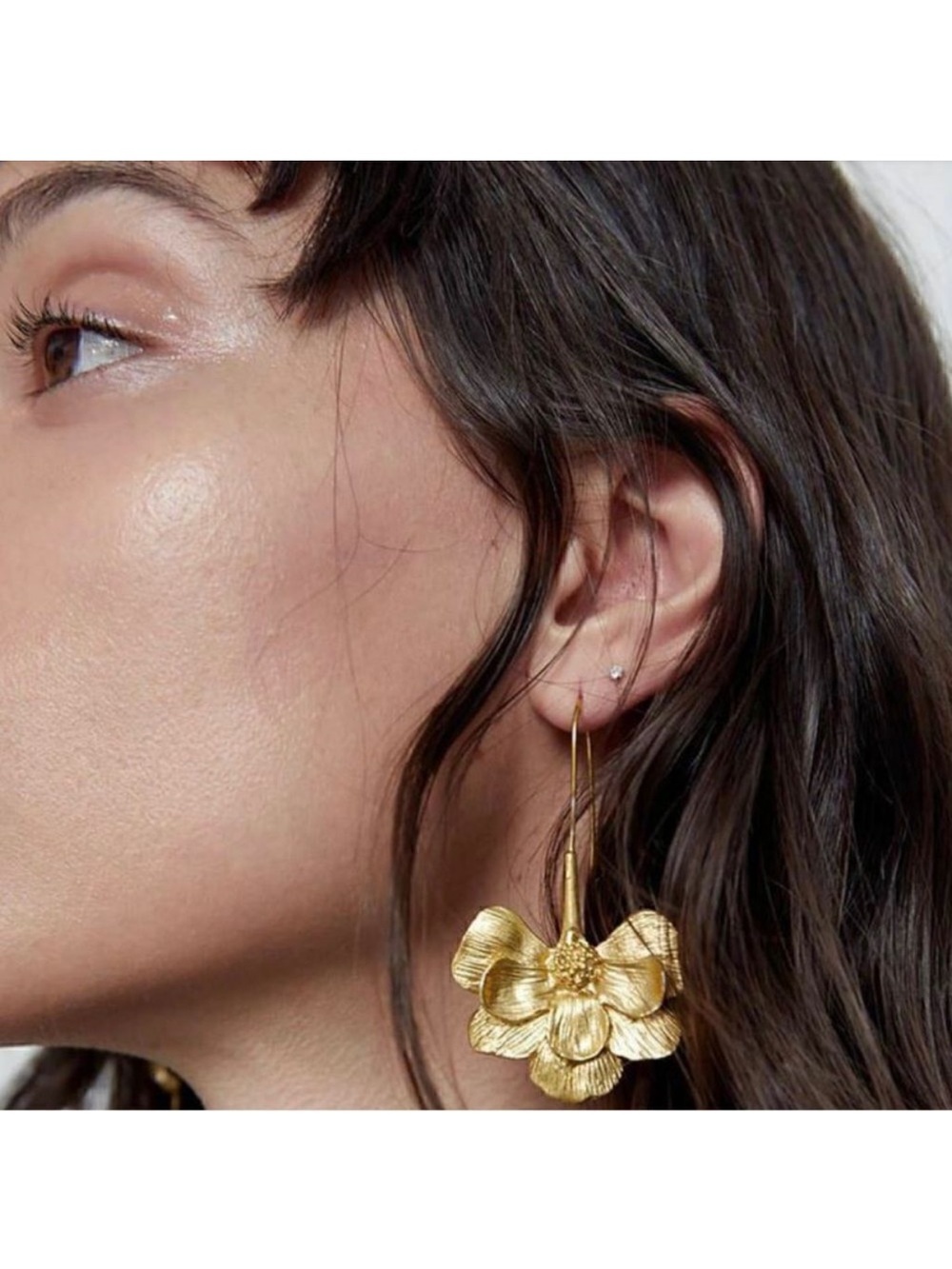 Gold Floral Drop Earrings A28